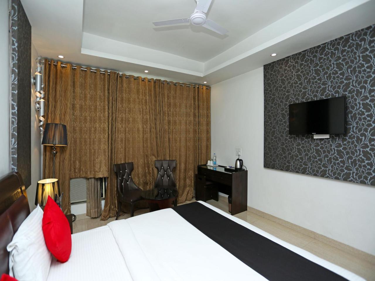 Golden Blossom Imperial Resorts Lucknow Exterior photo