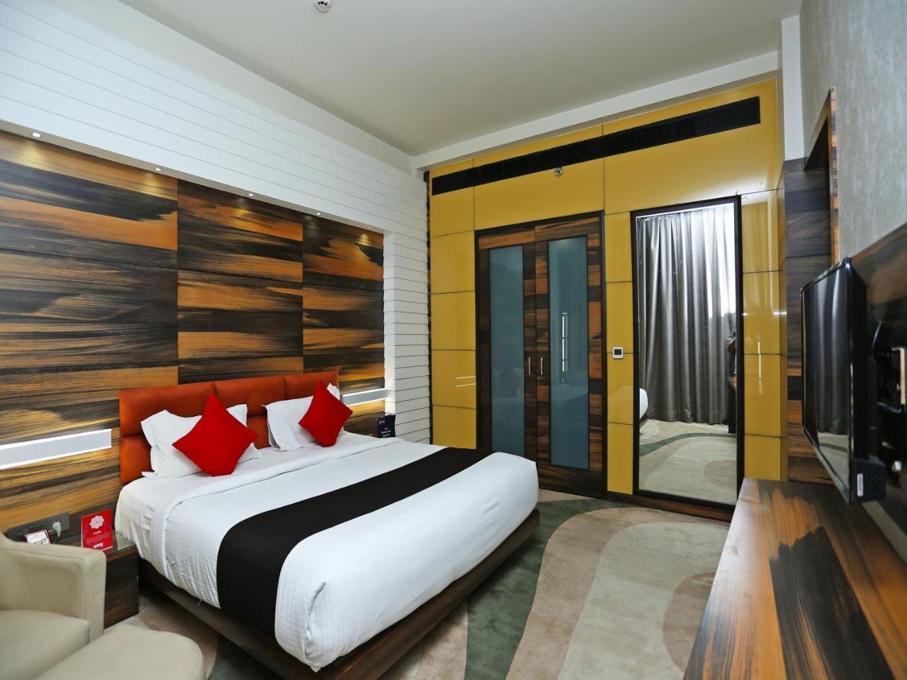 Golden Blossom Imperial Resorts Lucknow Exterior photo