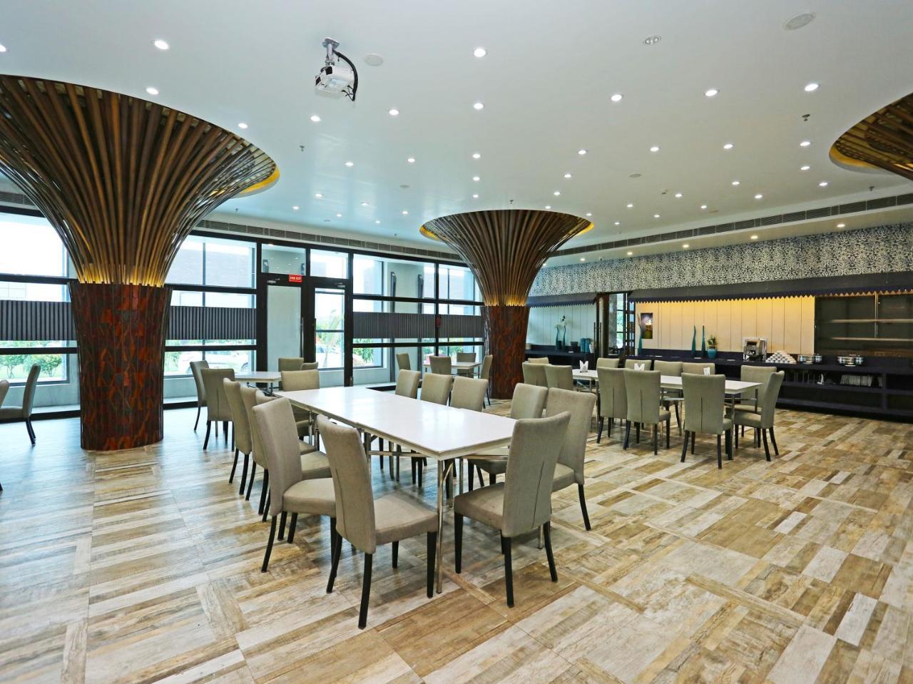 Golden Blossom Imperial Resorts Lucknow Exterior photo