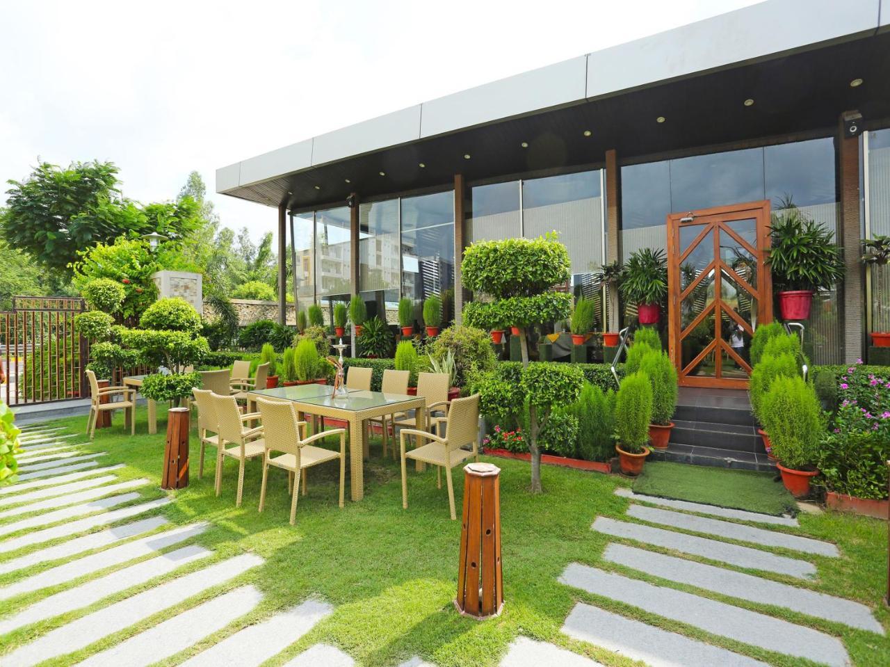Golden Blossom Imperial Resorts Lucknow Exterior photo