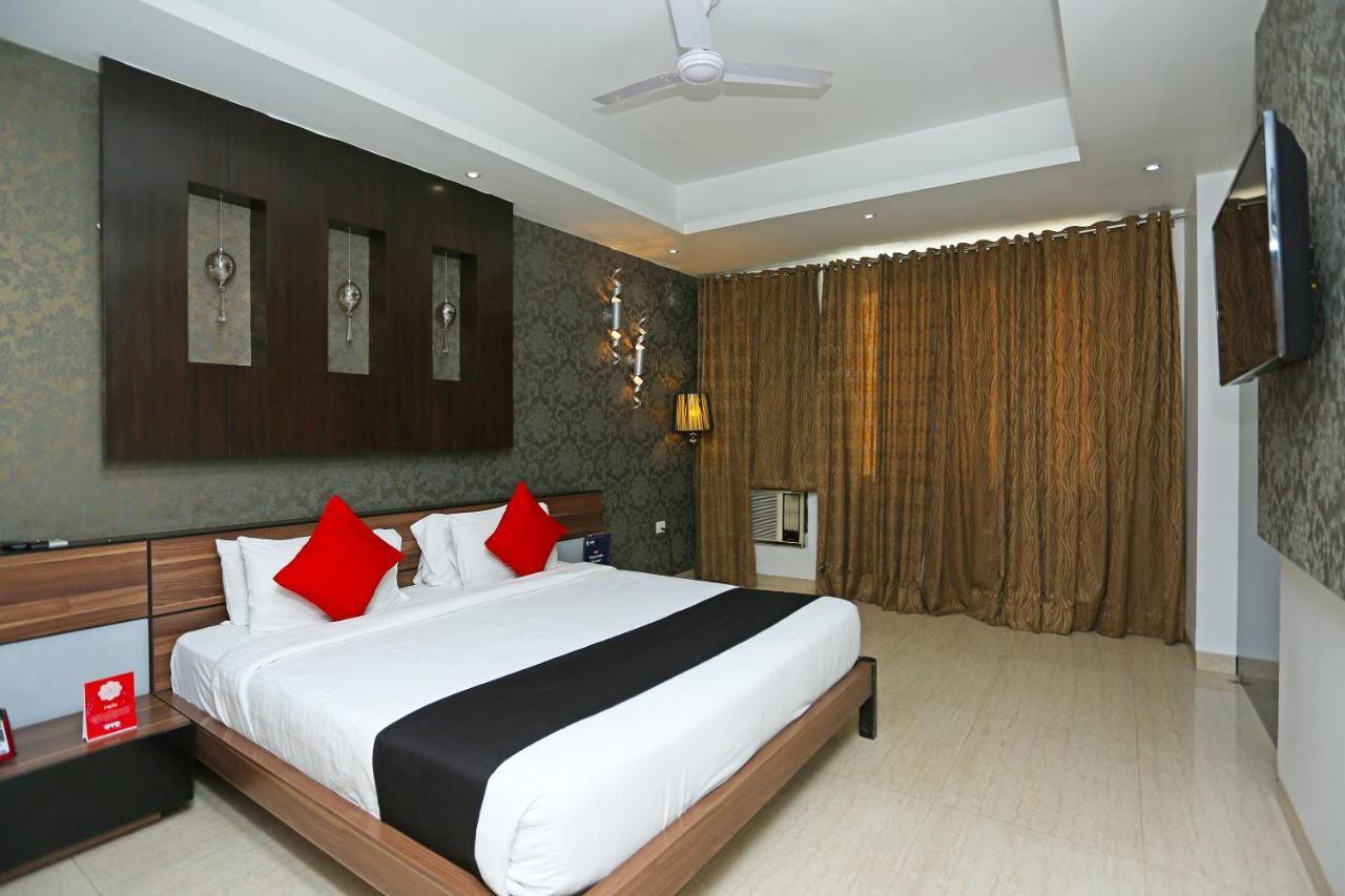 Golden Blossom Imperial Resorts Lucknow Exterior photo