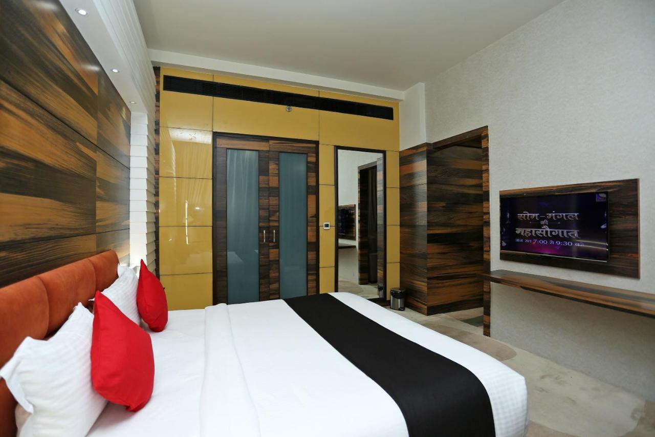 Golden Blossom Imperial Resorts Lucknow Exterior photo