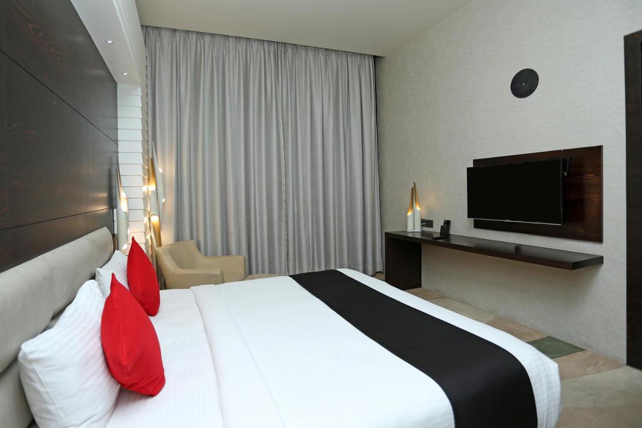 Golden Blossom Imperial Resorts Lucknow Exterior photo